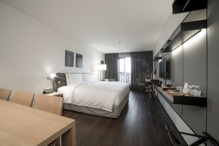 Room 21 of 78