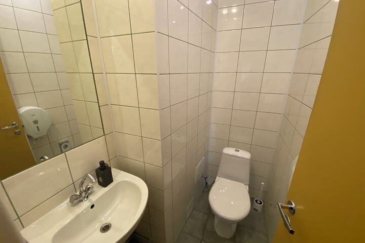 Room 254 of 272
