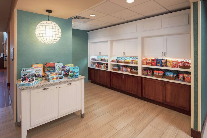 Snack bar
