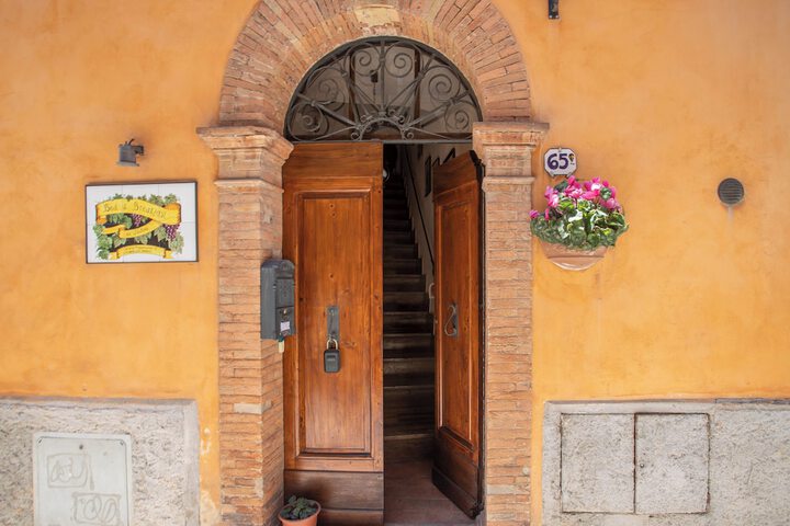 Idolina Guest House in Montalcino