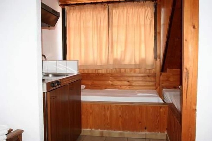 Room 4 of 35