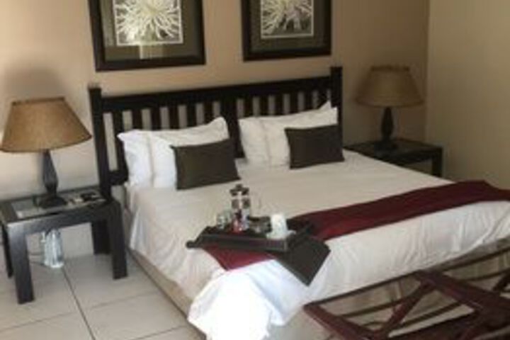 Room 13 of 20