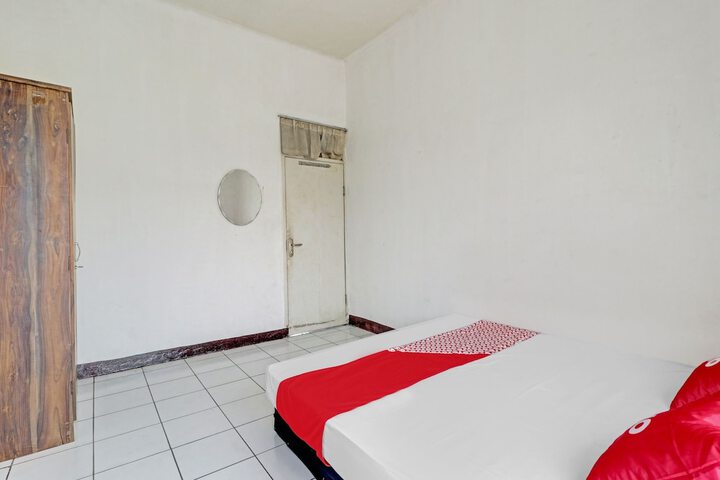 Room 3 of 17