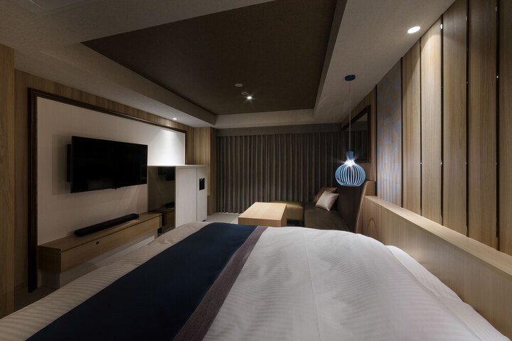 Room 41 of 73