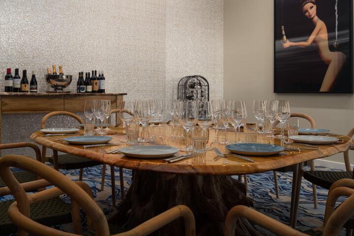 Dining 21 of 41