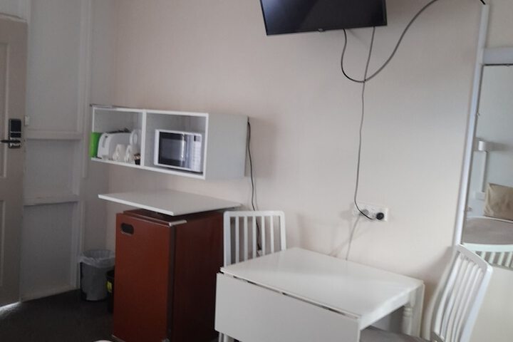 Room 22 of 86