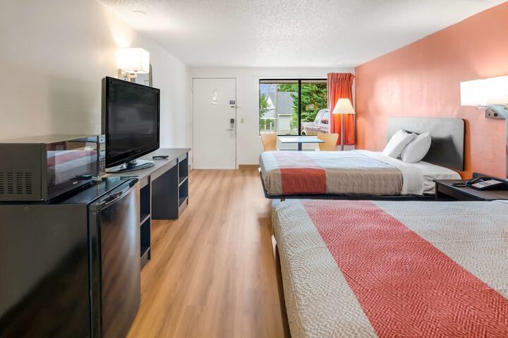 2 Double Beds (6 of 7)