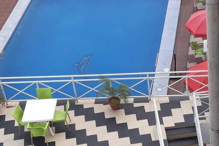 Pool 14 of 19