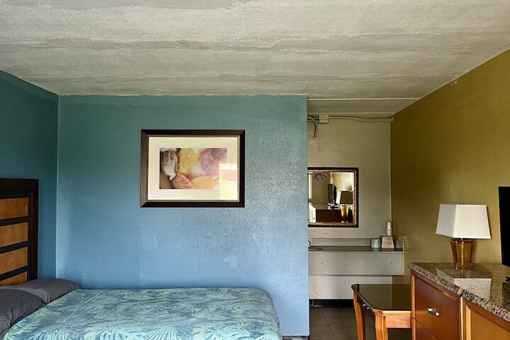 1 Double Bed (5 of 9)