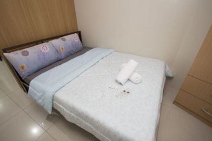 Room 27 of 68