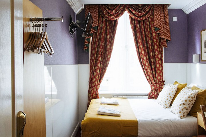 Room 20 of 90