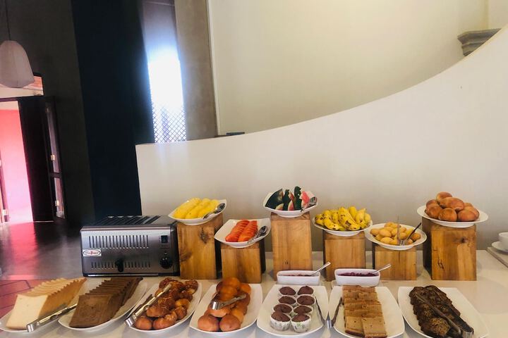 Breakfast/Coffee Service 23 of 27