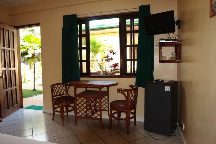 Room 16 of 50