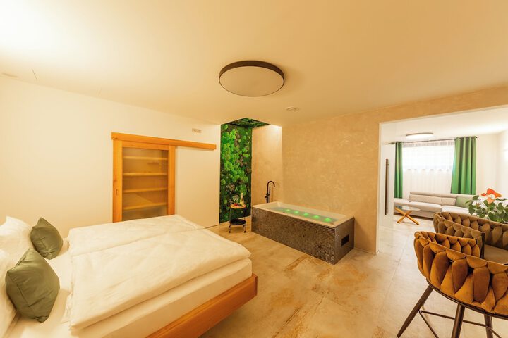 Room 18 of 39