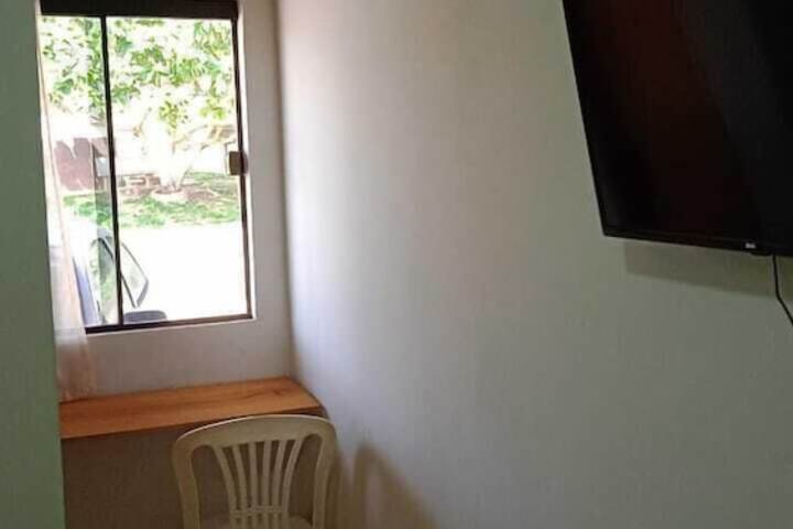 Room 7 of 8