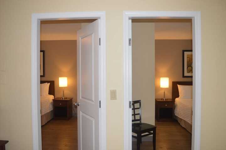 Room 21 of 82