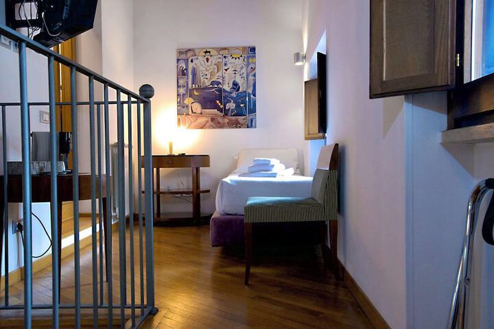 Room 25 of 75