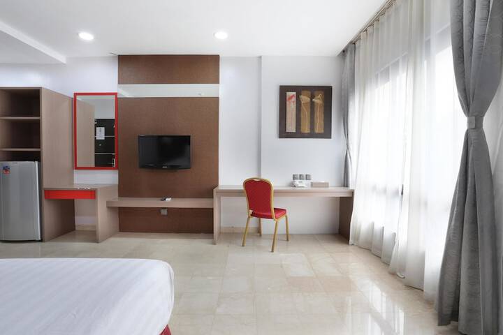 Room 12 of 41
