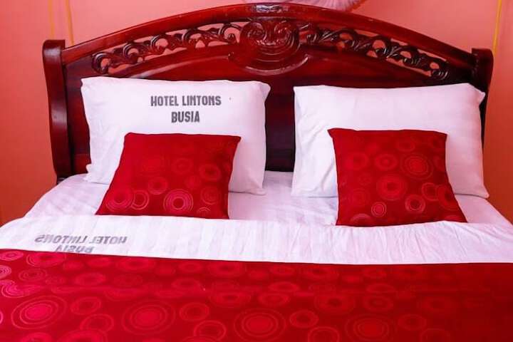 Room 18 of 30