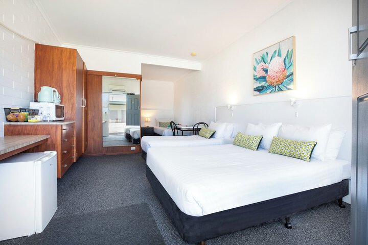 Room 40 of 118