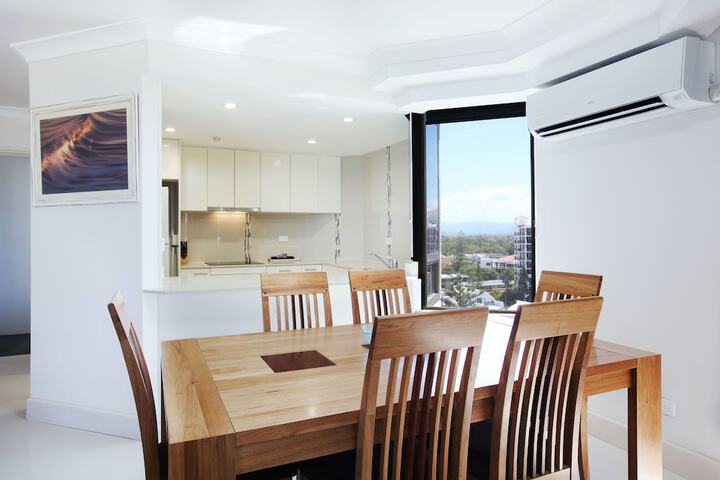 Room 14 of 80
