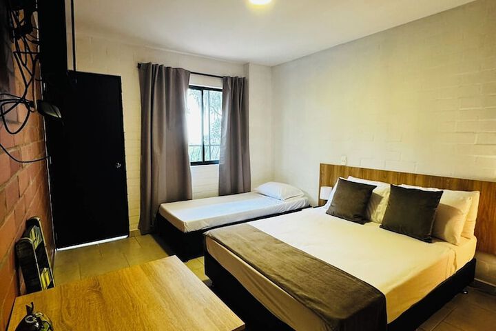 Room 35 of 94