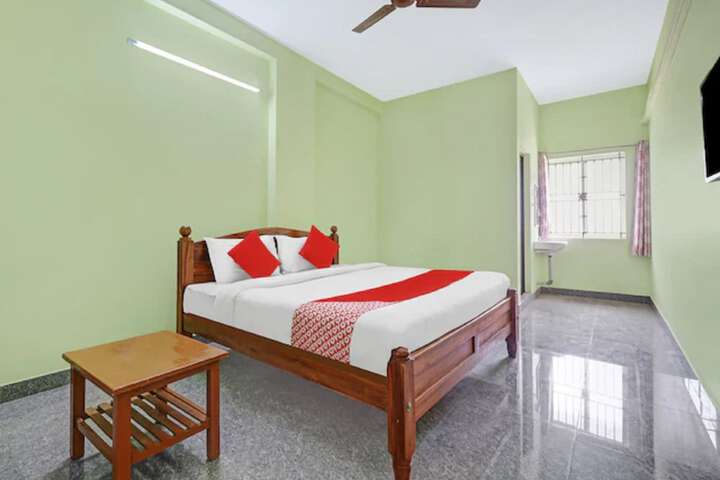 Room 8 of 8