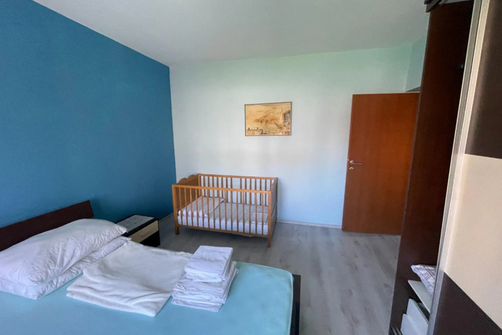 Room 3 of 7