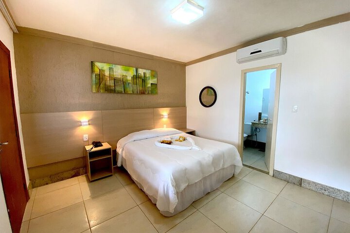 Room 25 of 145