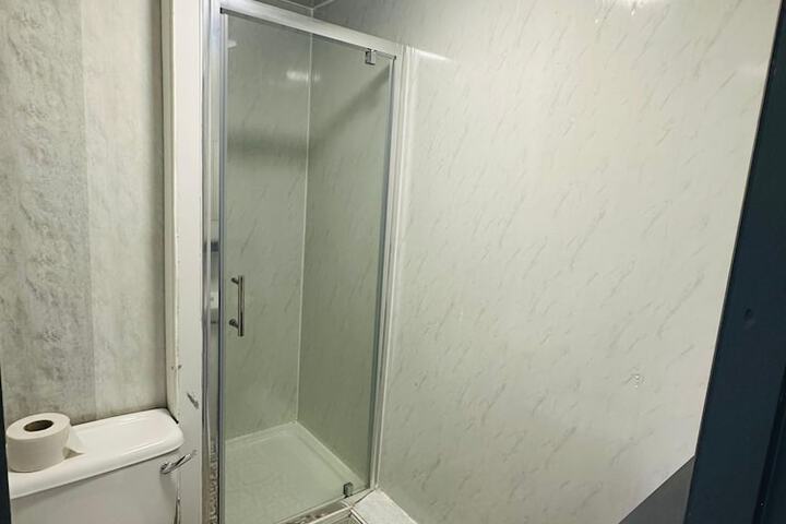 Room 6 of 20