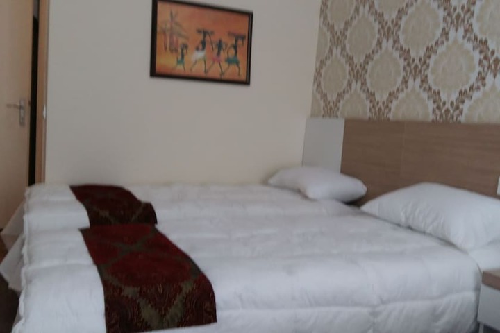 Room 16 of 63
