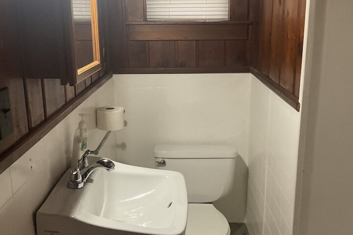 Room 18 of 25