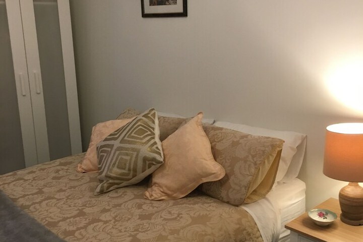 Room 3 of 55