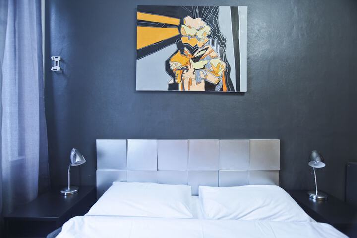 Room 69 of 176