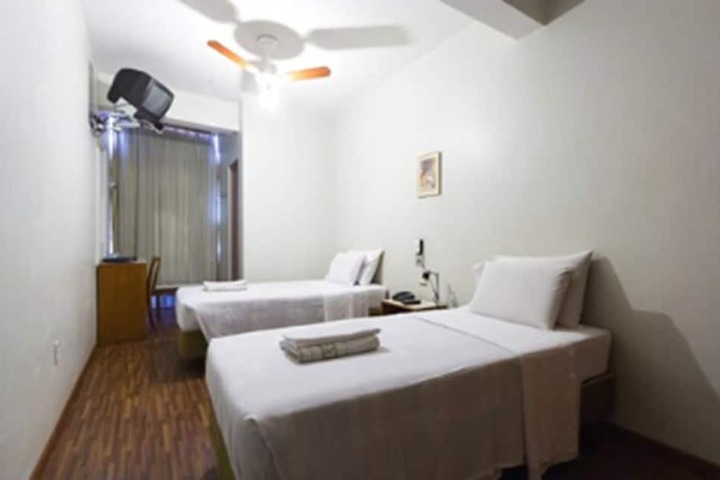 Room 14 of 39