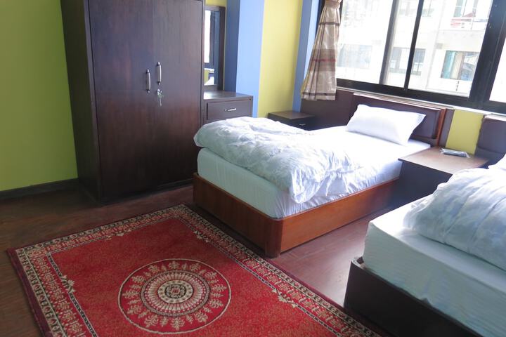 Room 8 of 24