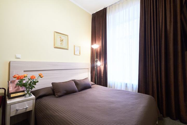 Room 15 of 47