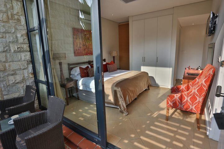 Room 16 of 73