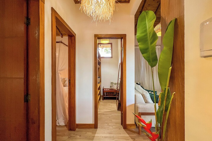 Room 25 of 80
