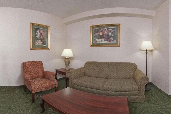 Room 30 of 66