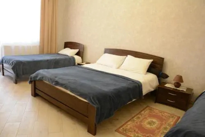 Room 4 of 4