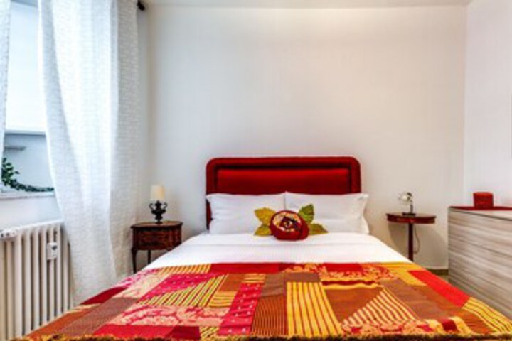 Room 17 of 25