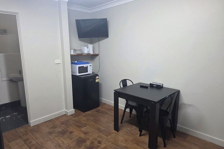 Room 19 of 49