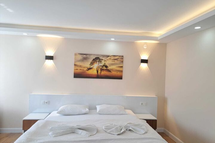 Room 14 of 151