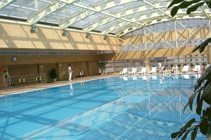Pool 10 of 22