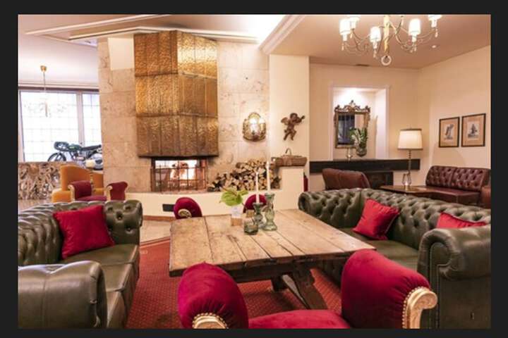 Lobby Entry