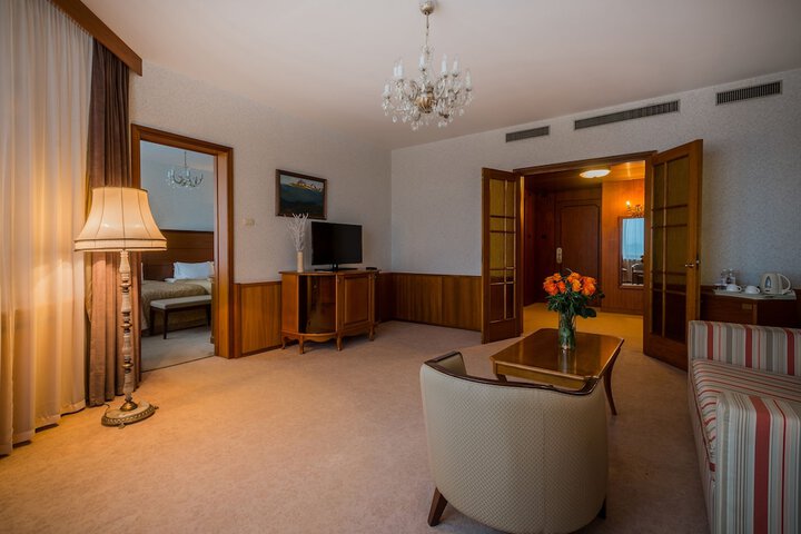 Room 47 of 113