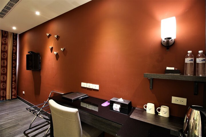 Room 41 of 63