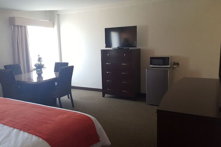 Room 11 of 29