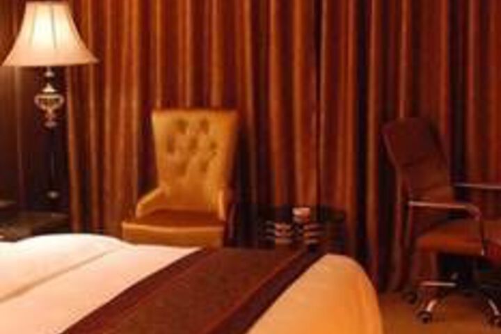 Room 38 of 49
